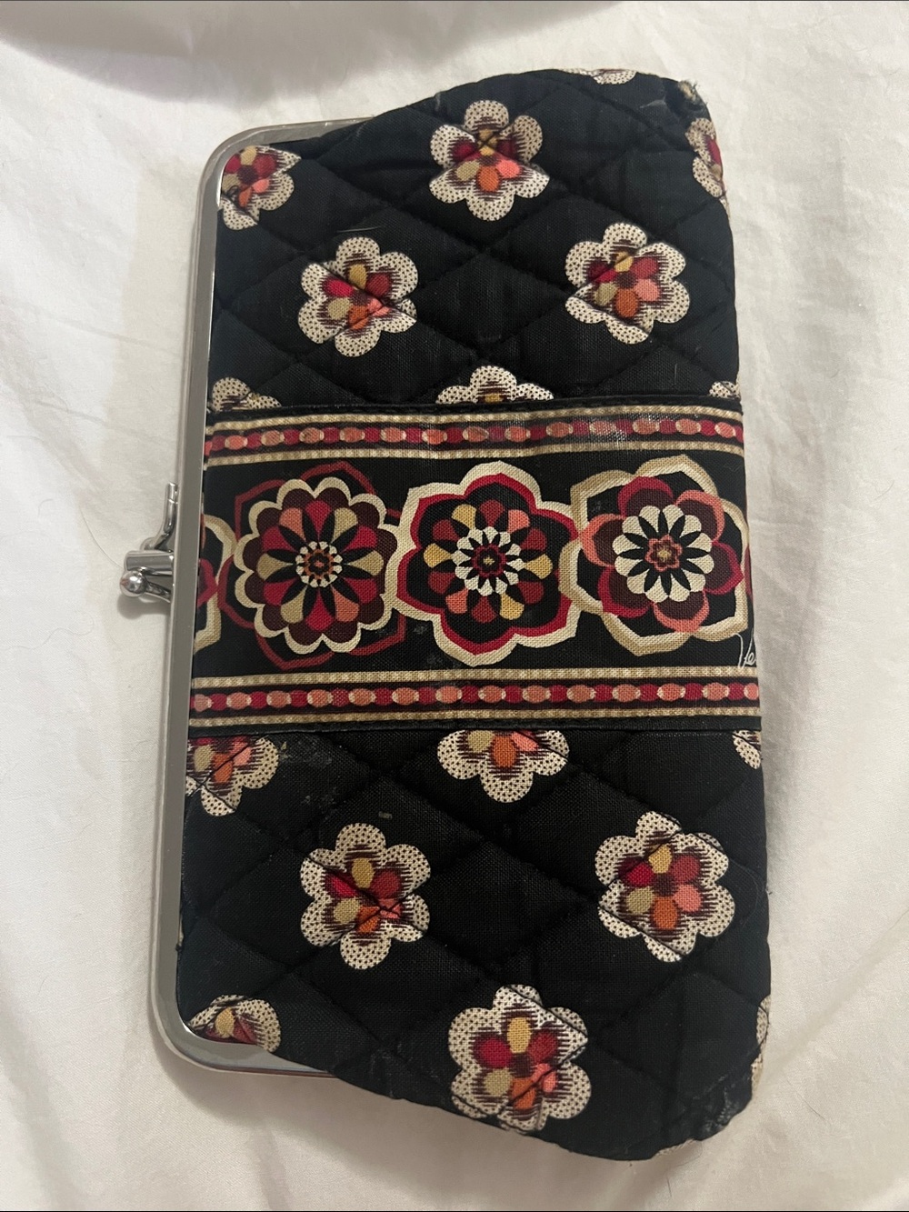 VERA BRADLEY Quilted Floral Pattern Women's Clutch Wallet - Black